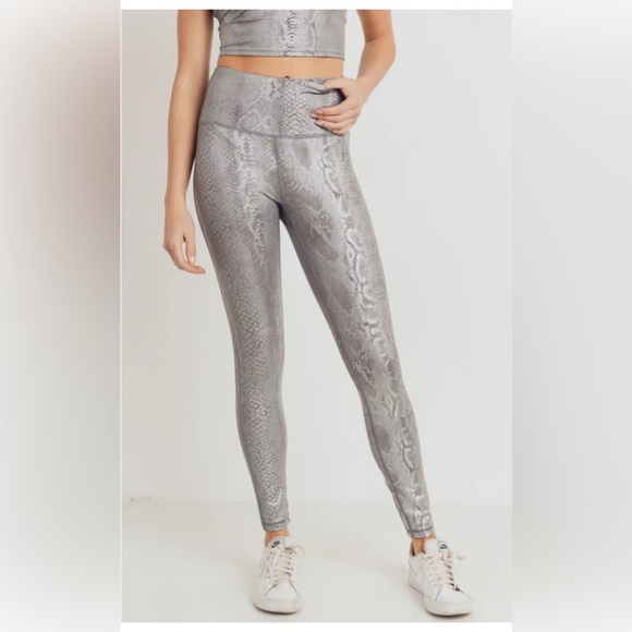 Gray/silver Snake Foil Print Highwaist Leggings - Picture 1 of 10